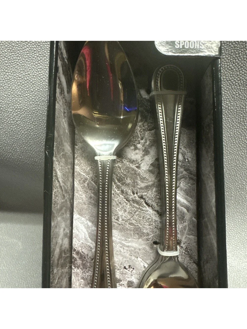 Farberware Cosmopolitan 10 Stainless Steel Dinner Spoons Dishwasher Safe Silver